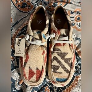 NWT mens ARIAT hilo casual shoes SIZE 10D